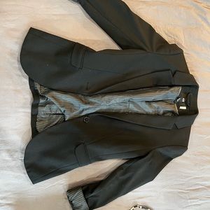 Blazer size 6